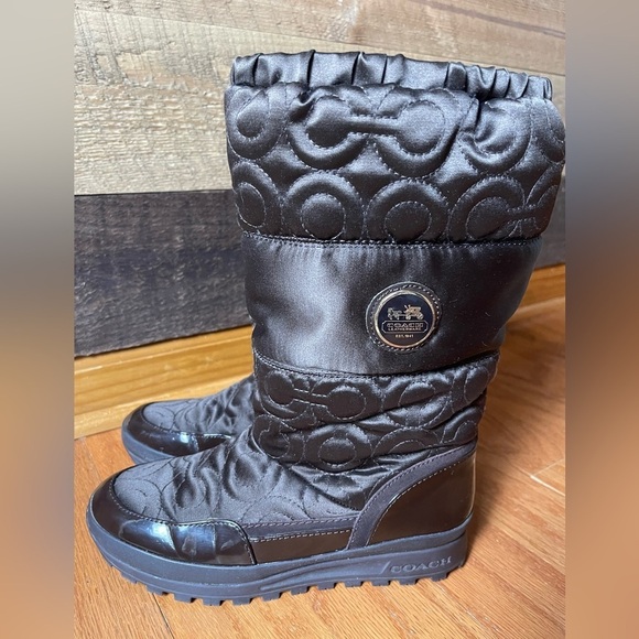 Coach Patent Leather Signature Fabric Brown Slip on Drexel Winter Boots Size 7 B - Picture 1 of 6